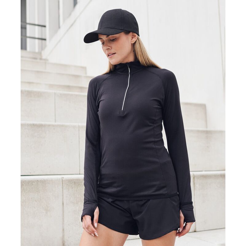 Women's long-sleeved ¼ zip top Thumbnail
